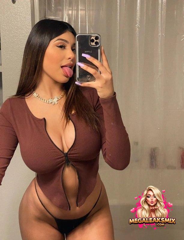 Lildedjanet [Big Collection Of Pics & Vids]