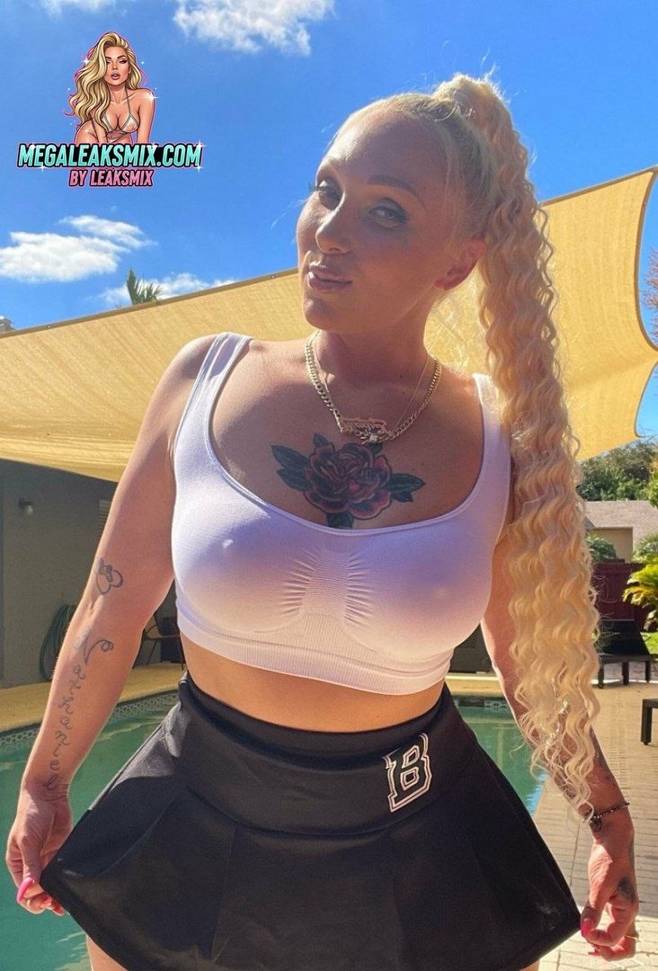 Alexis_Andrews / Alexis Andrews / Alexisandrews