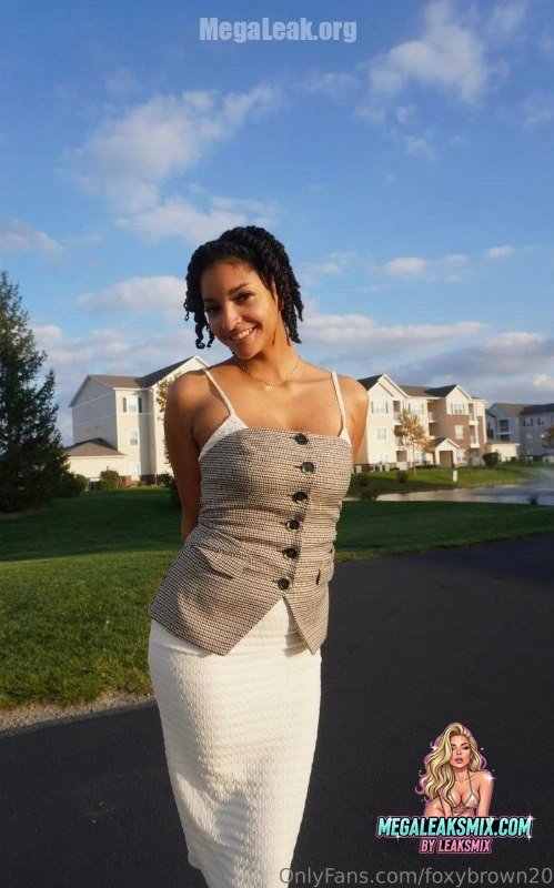 Foxybrown20