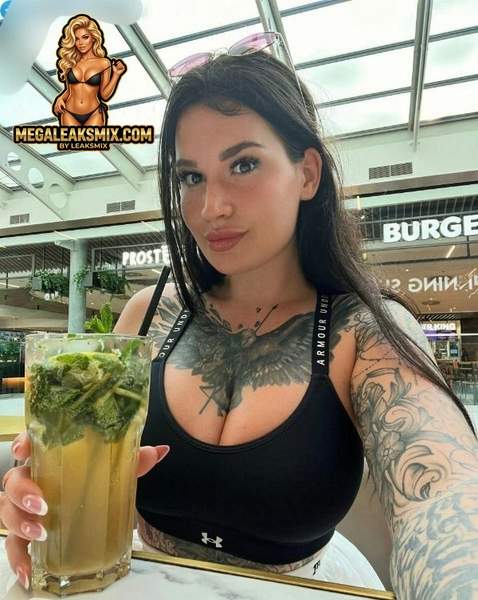Tattoogirl Alia