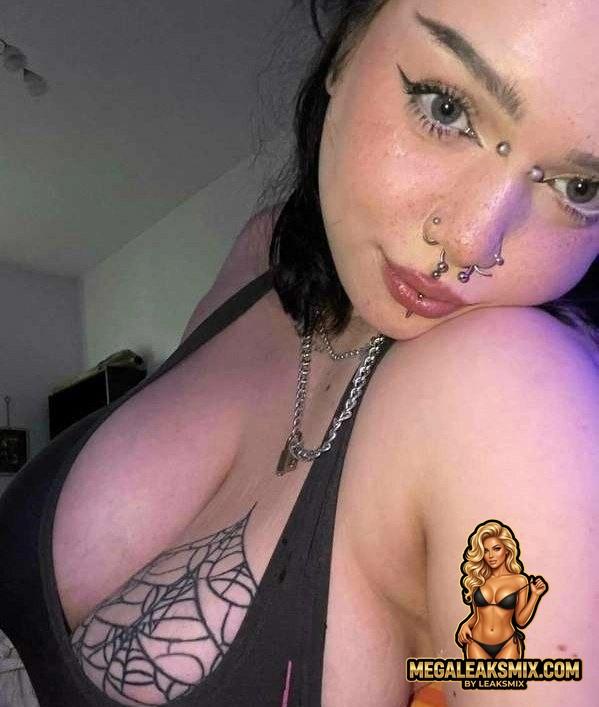 Cutejuliavictoria