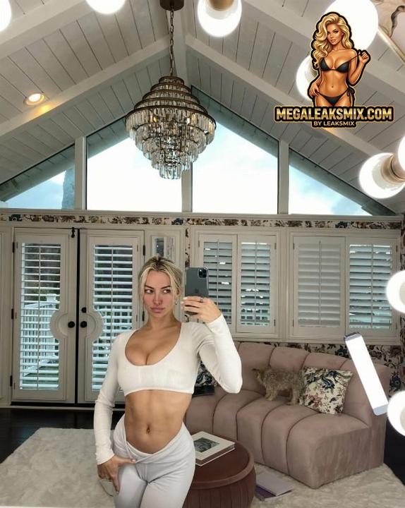 Lindsey Pelas