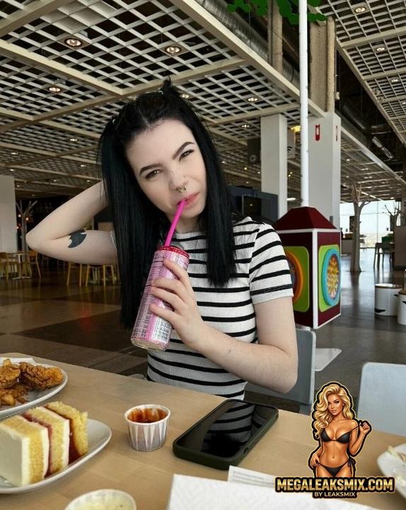 Xxvioletaddamsxx